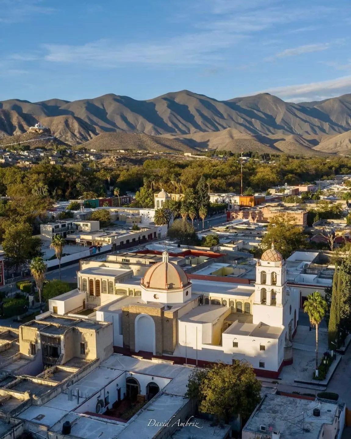 UBICACIÓN
